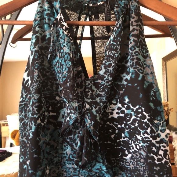 Guess black blue ruffle chiffon tank top - Picture 2 of 5